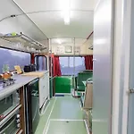 Кемпинг A One Of A Kind Bus With Gorgeous Views *