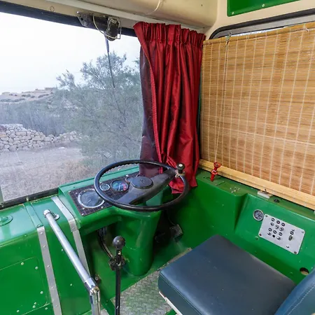 A One Of A Kind Bus With Gorgeous Views Campingplads *