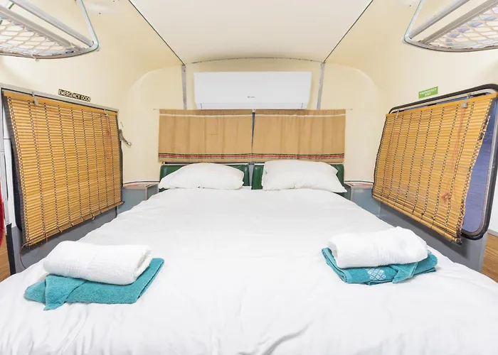 A One Of A Kind Bus With Gorgeous Views Campingplads *