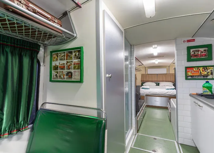 A One Of A Kind Bus With Gorgeous Views 营地 纳杜尔