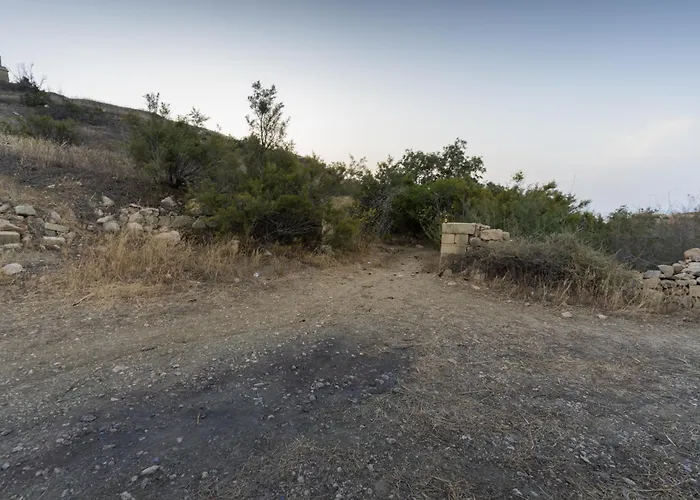 A One Of A Kind Bus With Gorgeous Views Nadur